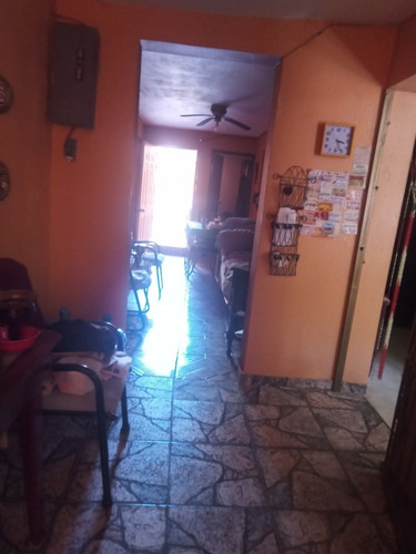 Vendo Casa En Vista Hermosa De 4 Habitaciones