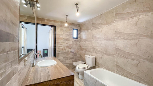 Casa 4 Dormitorios Venta - Boulogne