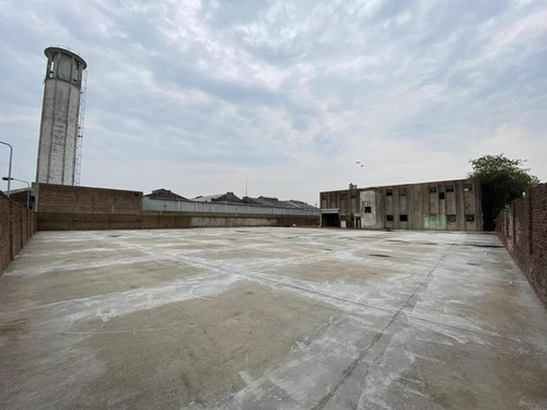 Imagen 12 de 14 de Excelente Galpón De 2400m2, Zona Industrial Neta. La Tablada