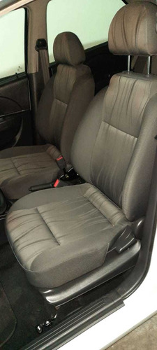 Chevrolet Aveo Family Std 1.5 Blanco 4 Puertas