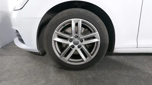 Audi A4 2.0 40 TFSI DYNAMIC DCT
