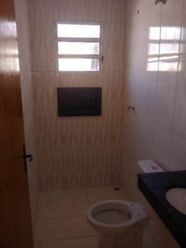 Imagem 11 de 17 de Casa No Bairro Jardim Grandesp, Em Itanhaém, Litoral Sul De São Paulo, Localizada No Lado Praia À 900 Metros Do Mar, Em Rua Calçada. Imóvel Com 180 M² De Terreno Sendo 76,28 M² De Área Construída. Pos