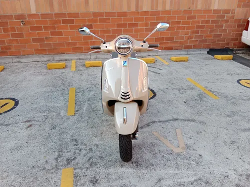 Vespa Gts 300 2024