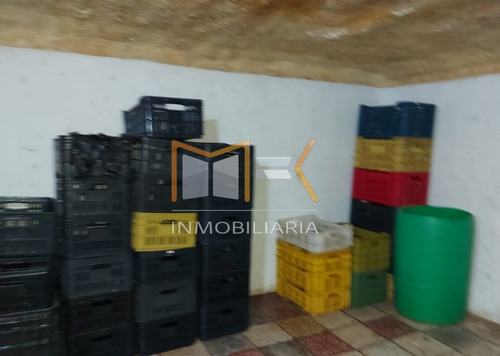 Se Vende Fondo De Comercio En Catia Carnicería Activa , Zona Comercial Pleno Centro De Catia