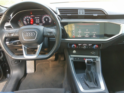 Audi Q3 2020 1.4 Black Tfsi S-tronic 5p