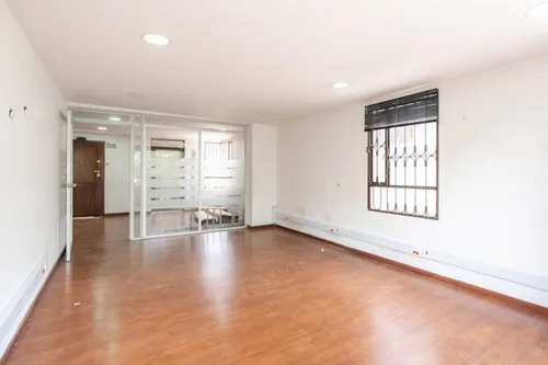 Oficina En Arriendo En Chico Norte Ii Sector. Cod A16706