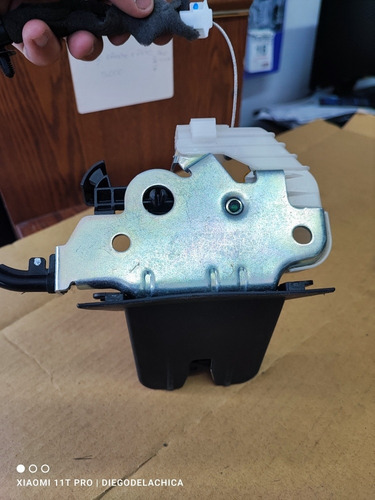 Chapa Cajuela Audi Q5 2018/2023- 80a 827 506 A (Usado)