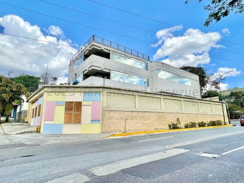 Edificio Industrial / Galpón De 4 Pisos En Venta En El Cafetal Caracas 