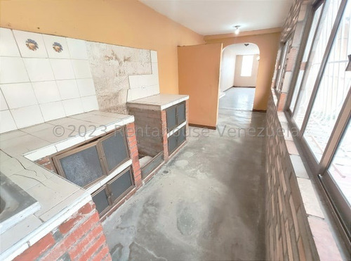 Imagen 8 de 30 de $/$/$/$ Acogedora Casa En Cabudare ++urb. El Trigal ++ Ampliada ++ A Una Cuadra Cc Trigalpa++ Seniat **0412+.056.+03.+76 ** L.t ** /co/-di/-go/ 23-24476