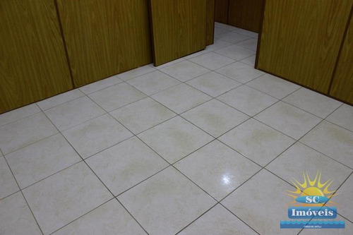 Imagem 2 de 11 de Sala Salão Comercial No Bairro Centro Em Florianópolis Sc - 14475