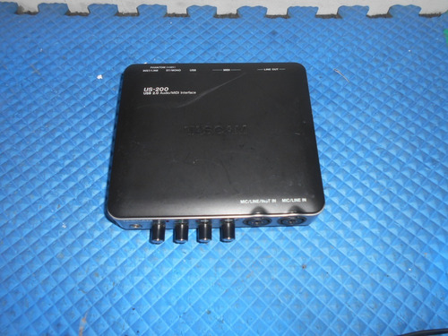 Interfaz Usb  Para Audio Y Midi Tascam Us-200