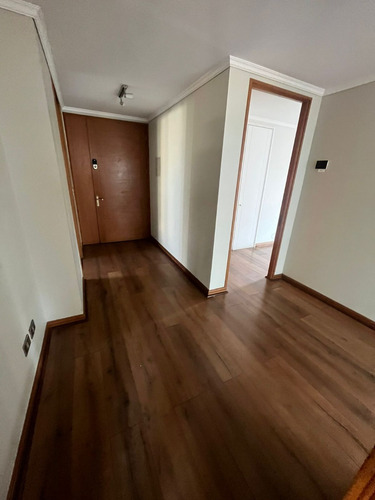 Impecable, Rosario Norte-alonso De Córdova, Metro Manquehue