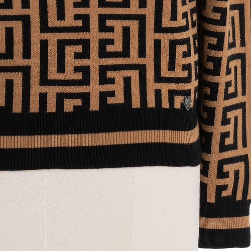 Imagen 5 de 7 de Sueter Cerrado Tejido Jacquard Monograma Strech Elegante.