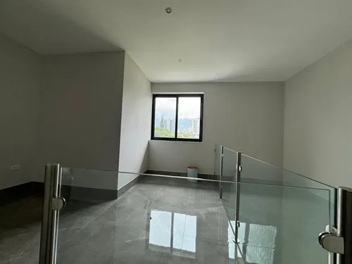 Casa En Venta En Fuentes Del Valle En San Pedro Garza García