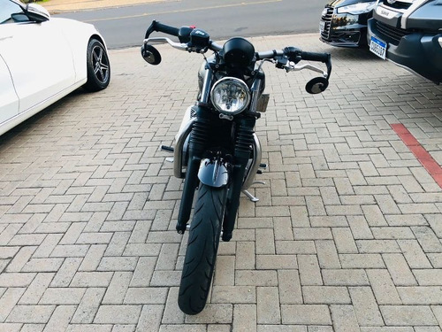 Imagem 10 de 14 de Triumph Bobber 1200