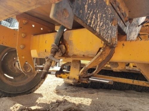 Imagen 4 de 9 de 07) Barredora Para Carretera Lay-mor Sm250 2005