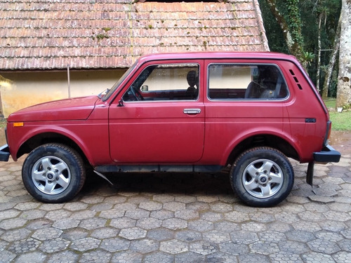 Imagem 3 de 11 de Lada Niva 1998 1.7i 3p