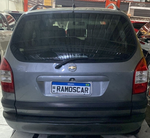 Imagem 10 de 11 de Chevrolet Zafira 2012 2.0 Elegance Flex Power Aut. 5p