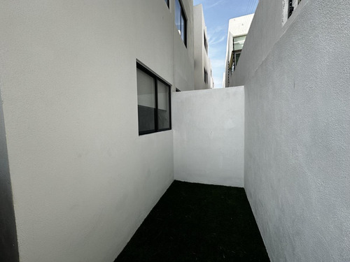 Casas En Venta En Los Olvera Frente A Shoenstatt