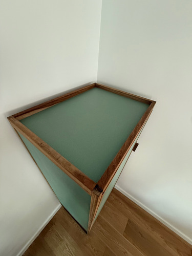 Aparador Minima Huella Fiji Madera Verde Musgo