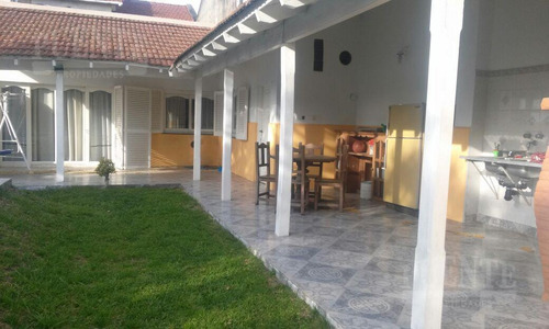 Imagen 13 de 18 de Casa - Banfield Oeste