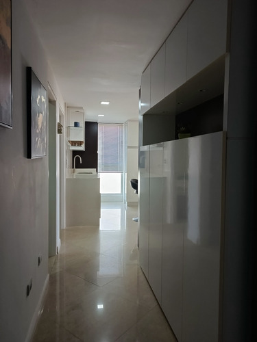 Apartamento En Alquiler Fijo, Blue Bay Playa Moreno. Pampat