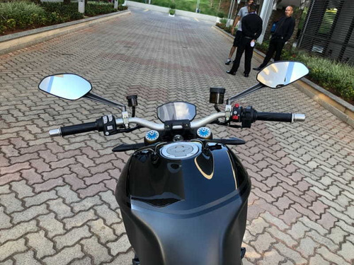 Ducati Monster 1200 S