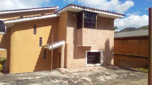 Imagen 1 de 9 de Gabriel Rivas Casa En Venta En Urb. Altos De Guataparo Valencia Cod: Foc-838