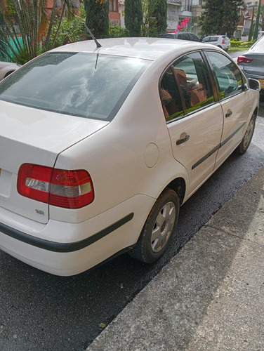 Volkswagen Polo 1.6 Basico