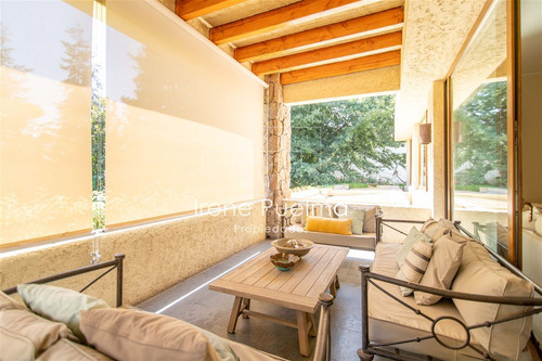 Vende Excelente Casa En Sector Los Nogales En Lo Barnechea