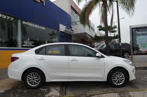 Imagen 6 de 14 de 2018 Kia Rio Ex Como Nuevo