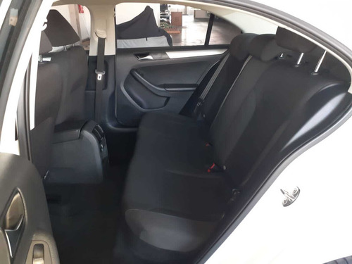 Imagem 11 de 14 de Volkswagen Jetta Trendline 2.0 T.flex 8v 4p Tip.