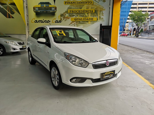 Fiat Grand Siena 1.6 16v Essence Flex Dualogic 4p