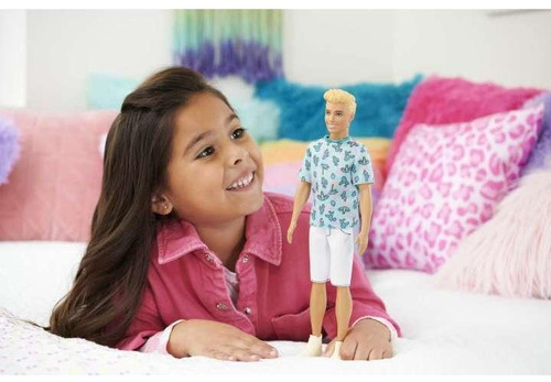 Boneco Ken Loiro Camiseta Azul Cacto 211 Mattel 30cm