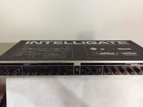 Behringer Intelligate  Xr2000.impecable!