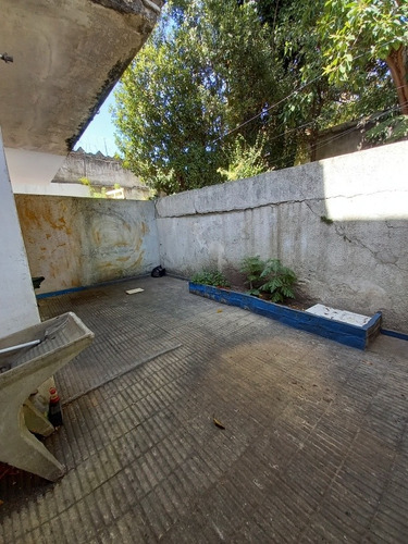 Joanico Y Centenario Planta Baja De 1 Dorm Y Patio