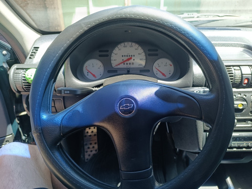 Chevrolet Corsa 1.6 Wind