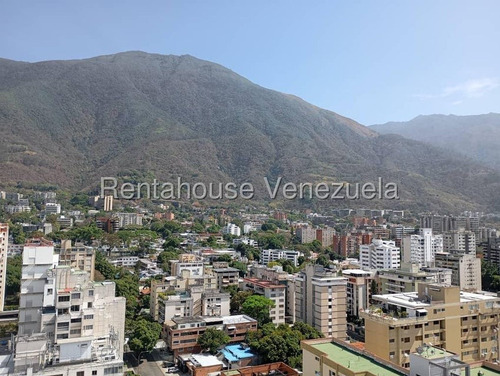 Ph En Venta En Los Palos Grandes 398 M2