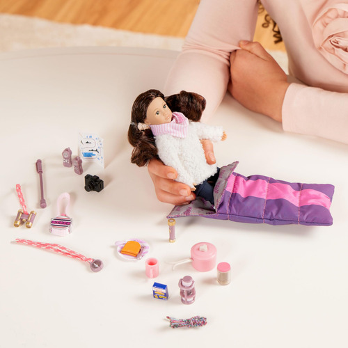 Mini Muñeca Y Set De Senderismo Ropa Y Accesorios 6 Pulgadas