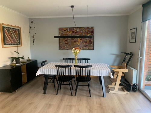 Casa Amoblada En Condominio Seguro - 6d 3b - Vitacura