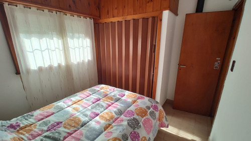 Departamento En Venta De 2 Dormitorios C/ Cochera En Costa Azul