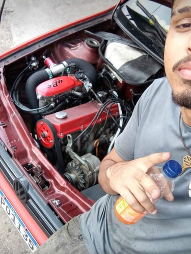 Imagem 3 de 13 de Volkswagen Gol 1997 1.6 3p Gasolina