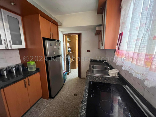 Apartamento En Los Rosales #25-380