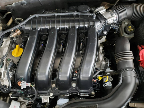 Imagem 8 de 8 de Renault Duster 2.0 Dynamique 4x2 16v Flex 4p Automático