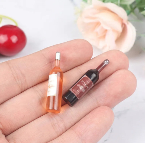 10 Mini Botellas De Vino ( Miniaturas) Casa De Muñecas