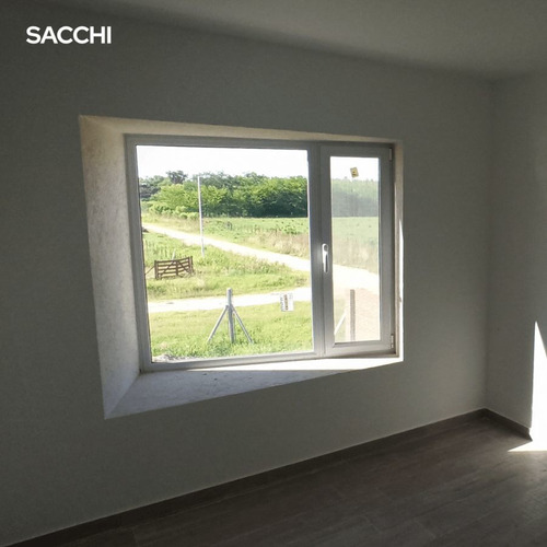 Imagen 2 de 14 de Casa A Estrenar En Jáuregui
