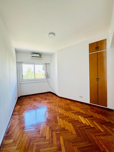 Departamento En Venta ,cochera Y Baulera En Belgrano R. Oportunidad