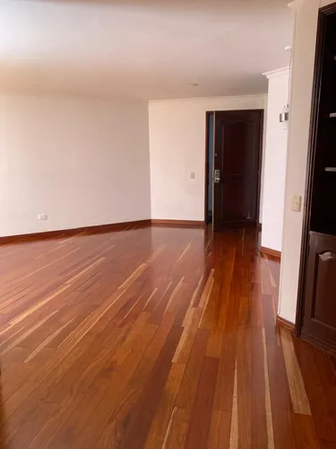 Se Arrienda En Chicó Navarra