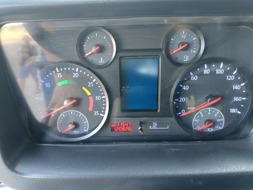 Vw 8.160 Ano 2015 Equipado Com Cesto Aéreo Guiton Mod 10.5
