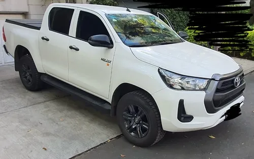 Toyota Hilux 2.7 Cabina Doble Sr Mt